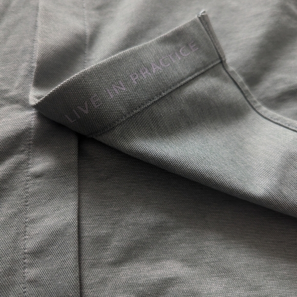 Lululemon Commission Short Sleeve Shirt Oxford - Picture 6 of 9